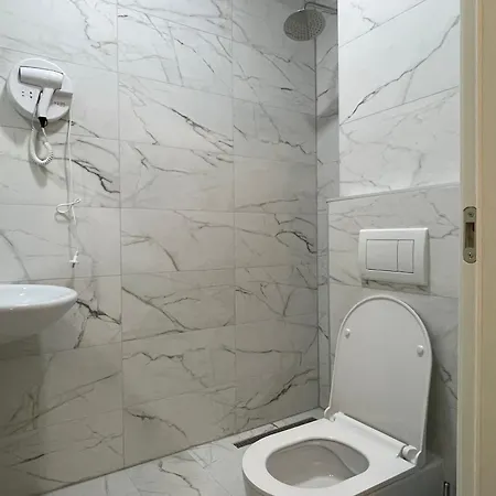 Amorino Bed & Breakfast 3*