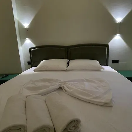 Amorino Bed & Breakfast 3*